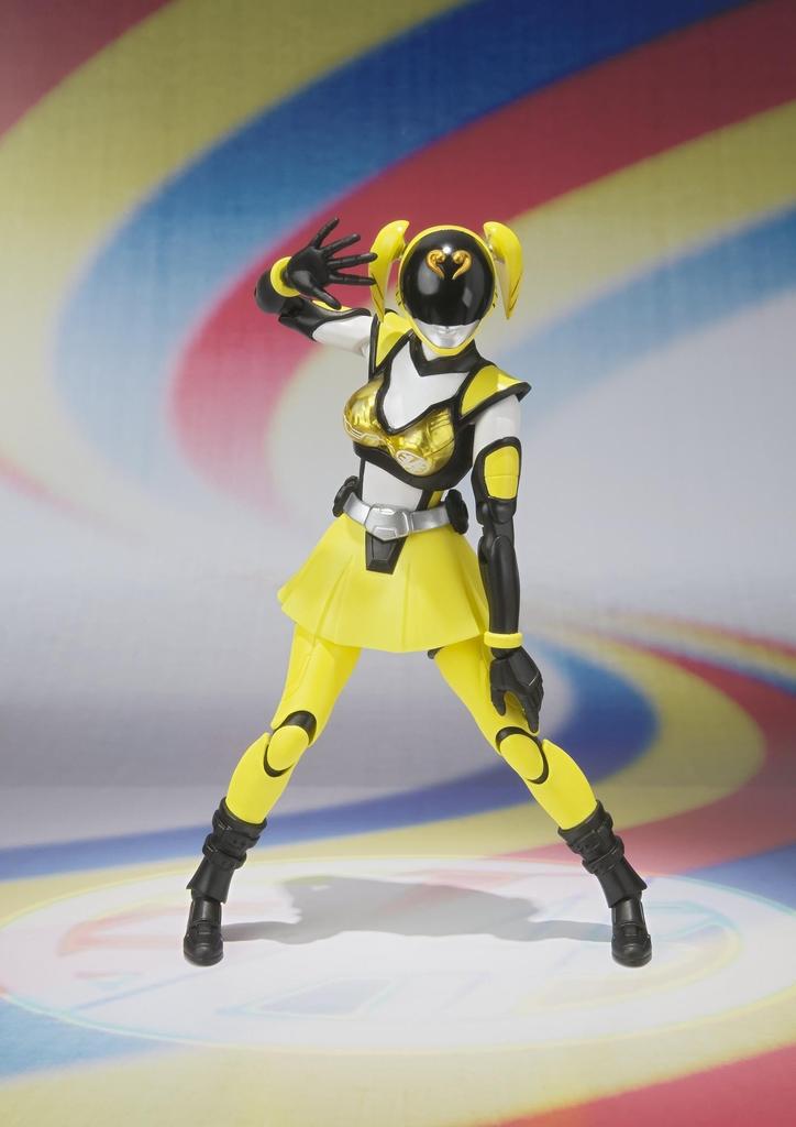 TAMASHII NATIONS Akiba Yellow S.H.Figuarts