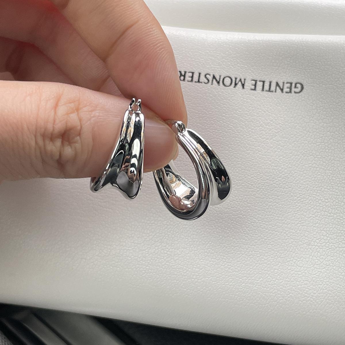 

Серьги-кольца с каплями воды из серебра 925 пробы, женские серьги в стиле французского ретро с холодным ветром, легкие роскошные серьги премиум-класса 925 silver needle