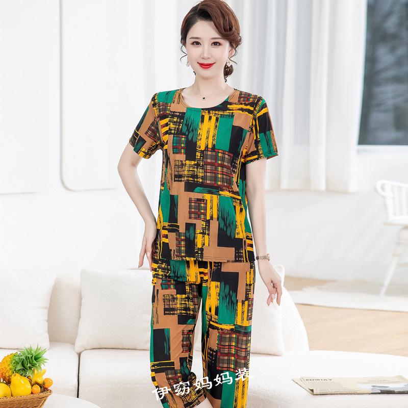Autumn Ice Silk Two-Piece Set for Women: Loose, Elastic, Short Sleeve Homewear for Middle-Aged and Elderly