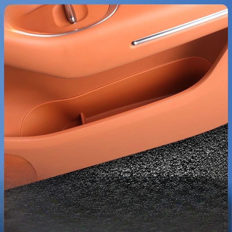 For Leapmotor C10 C16 2024 2025 Door Side Storage Box TPE Front Rear Door Handle Organizer Tidying Car Accessories