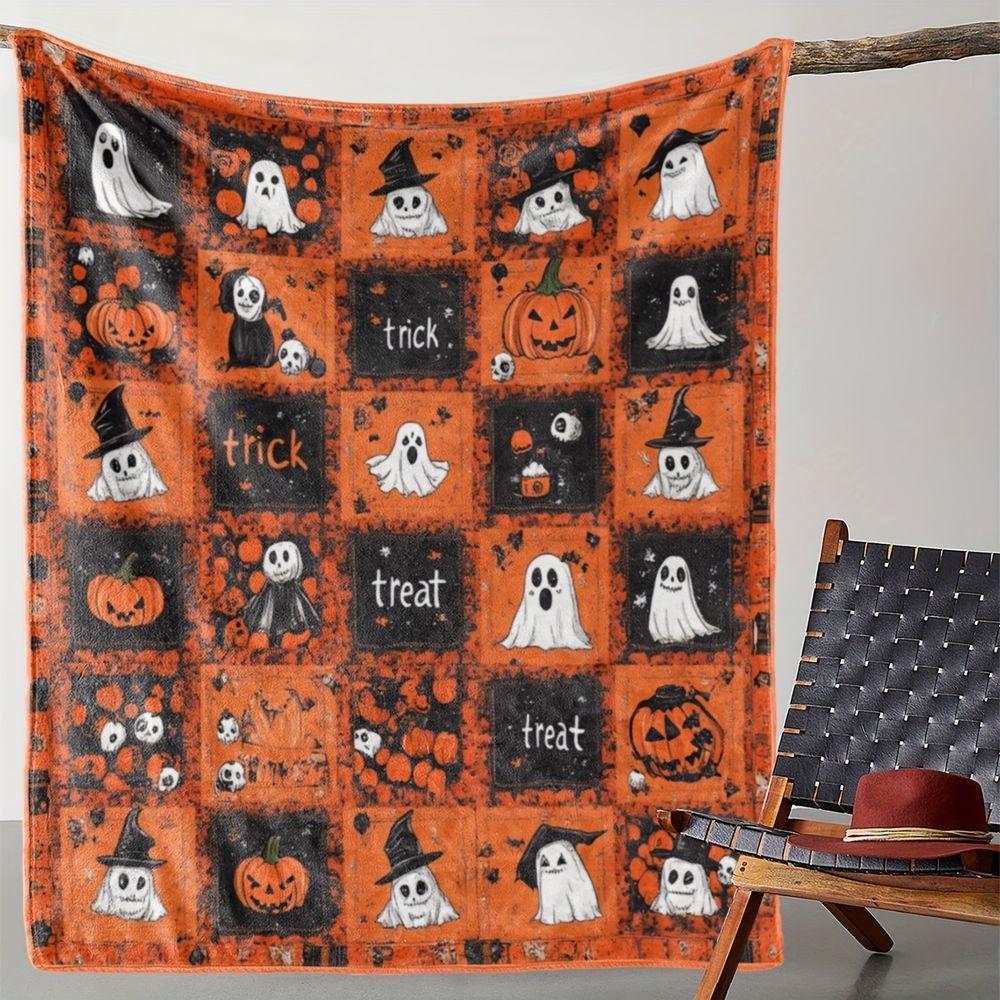 Spooky Halloween Ghost Pumpkin Pattern Flannel Throw Blanket Soft Lightweight Bed Sofa Cover, Decorative Seasonal Fleece Plush Home Decor for Fall Par