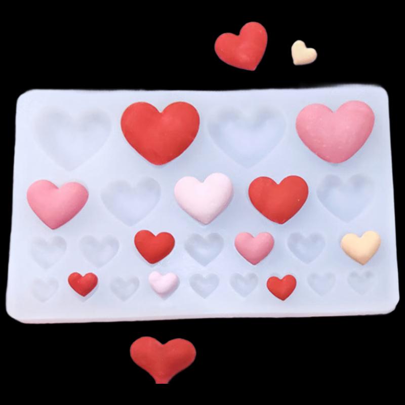 Heart-Shaped Cake Decorating Molds