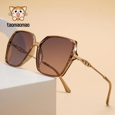 Women's High-End Rhinestone Large Frame Sunglasses with Hollow Zinc Alloy Legs and HD Polarized Lenses