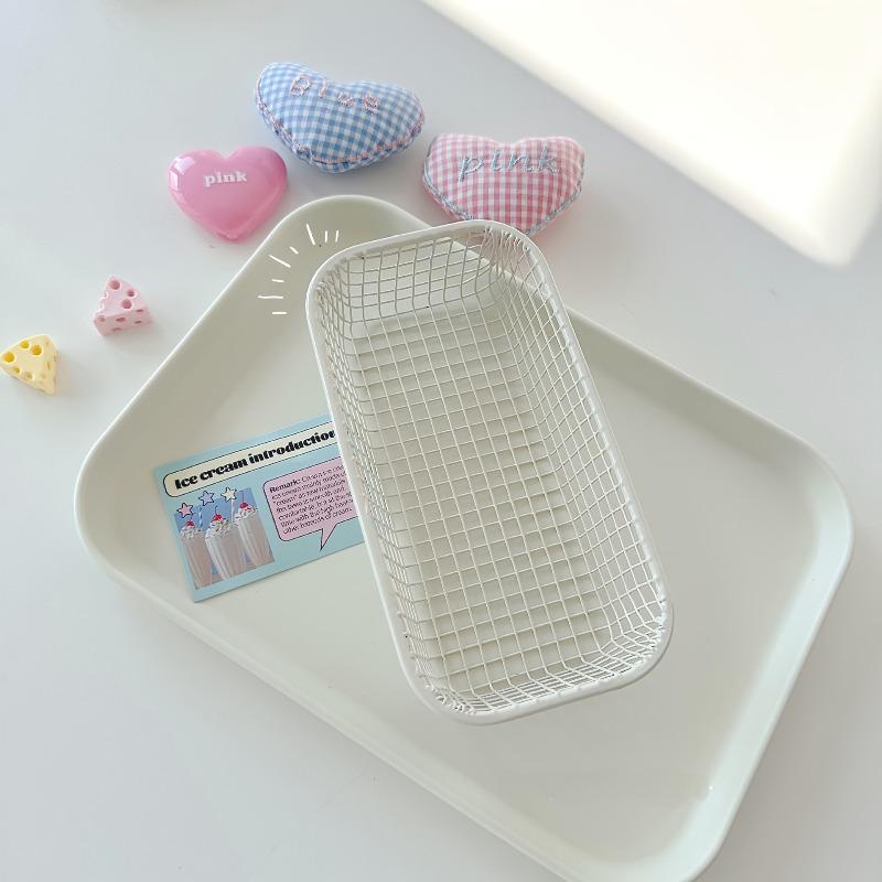 

4pcs Cream Iron Wire Storage Basket Set Kawaii Desk Organizer Photo Prop Decoration Stationery Cosmetics Organizer Shelf Baskets