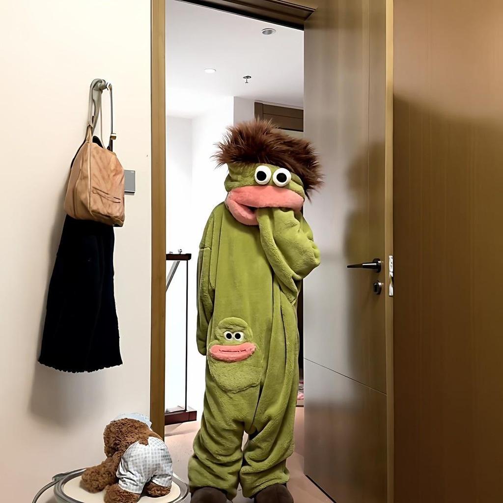 Big Mouth Cartoon Korallenfleece Pyjama - Verdickter Einteiler Winter-Schlafanzug für Damen