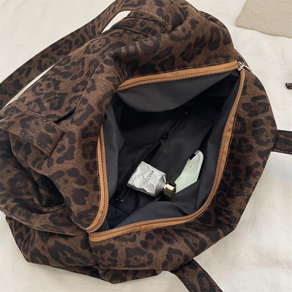 Leopard Print Tote Bag For Women With Soft Suede Material And Multiple Pockets For Daily Use