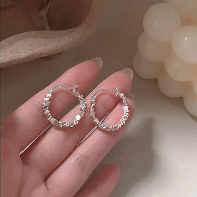 New Mobile Sub Niche Design Ins Earrings Fashionable High-end Earrings