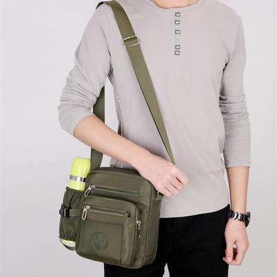 Men's Bag Waterproof Nylon Shoulder Bag Men's Crossbody Bag Large Capacity Casual Men's and Women's Multi-layer Kettle Bag