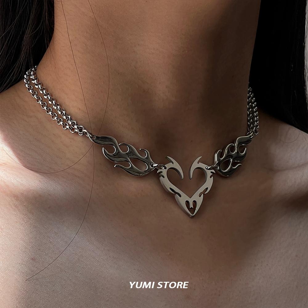 Hip Hop Flame Heart Choker Necklace For Woman Man Titanium Steel Clavicle Chain Thorn Heart Pendant Punk  Wholesale