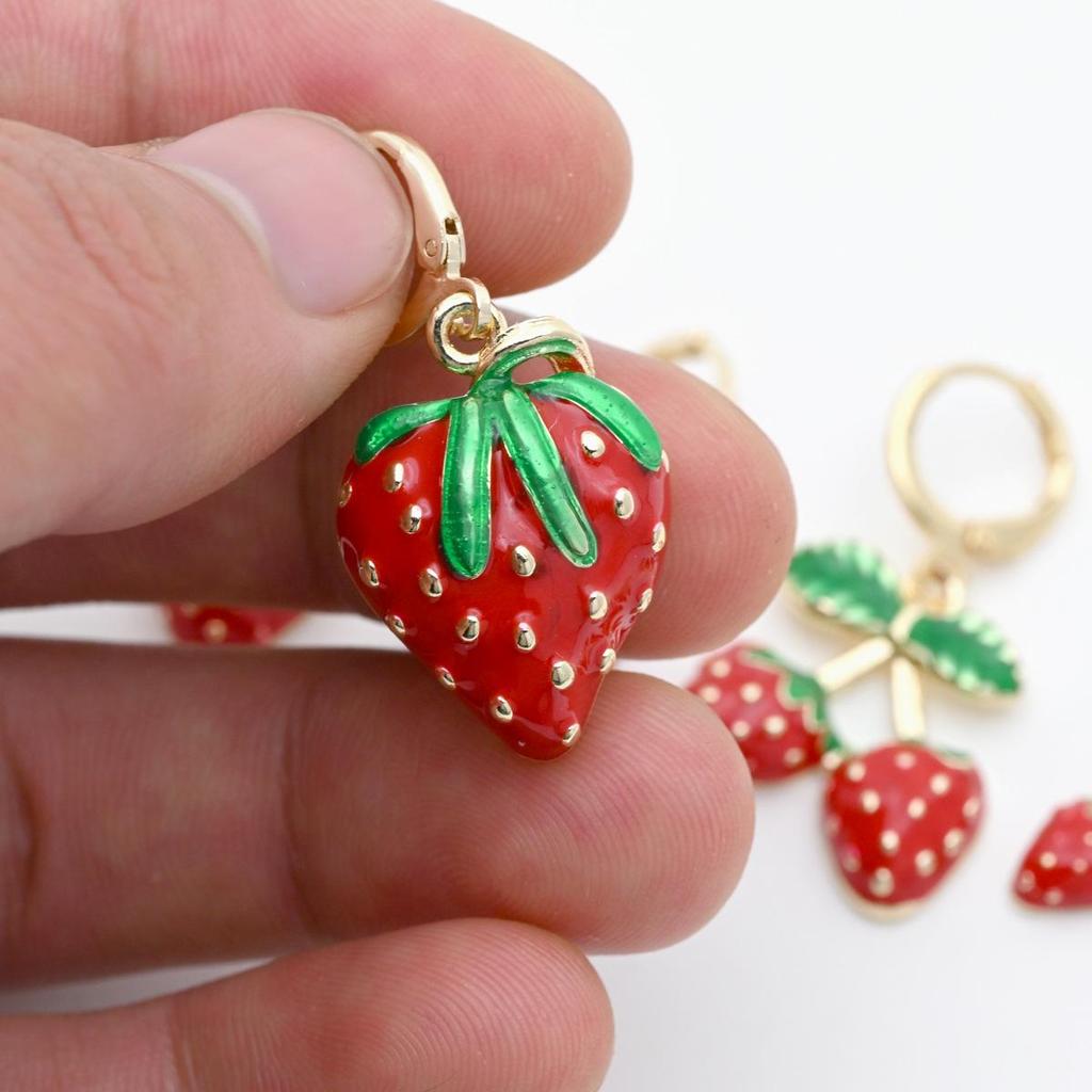 Gold-Plated Copper Strawberry Earrings with Zirconia Drip Oil - DIY Jewelry.