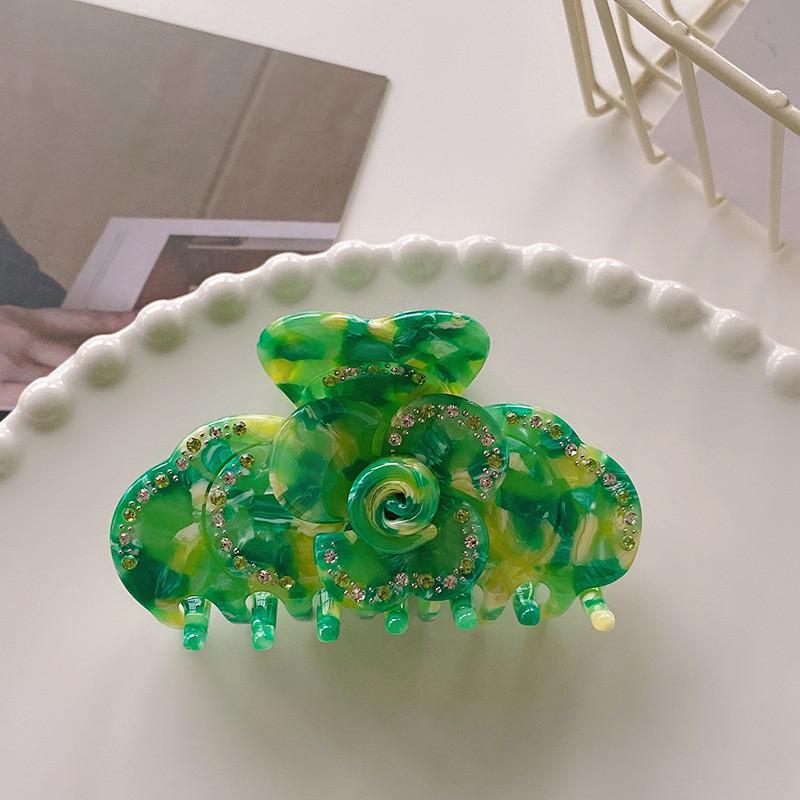 Premium Quality Acetate Hair Clip Featuring Stunning Floral Accents For Women