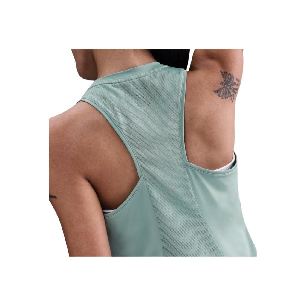 Nike Solid Color Slim Fit Sleeveless Top Women Tops Green HQ0621017