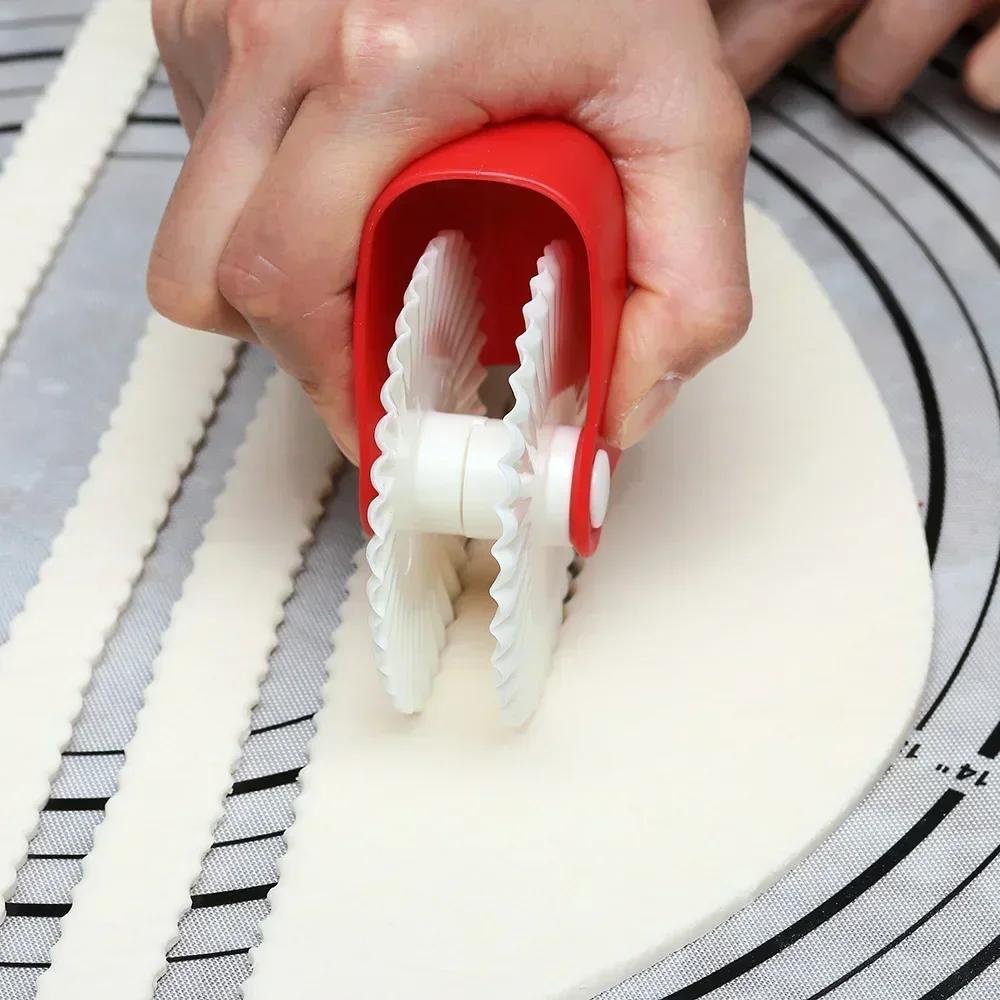 Pastry Rolling Wheel Decorator Pie Biscuit Dough Cutting Machine for Rolling Dough Kitchen Baking Tool Accessories VIE LENTE