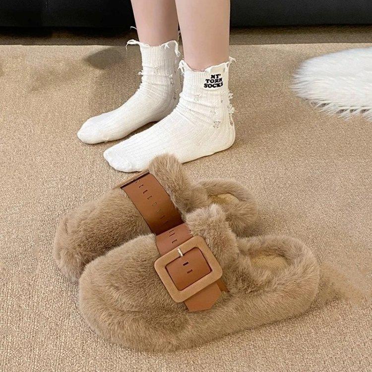 2025 autumn and winter fluffy slippers women's new high-value ins belt buckle niche design cotton slippers trendy outside