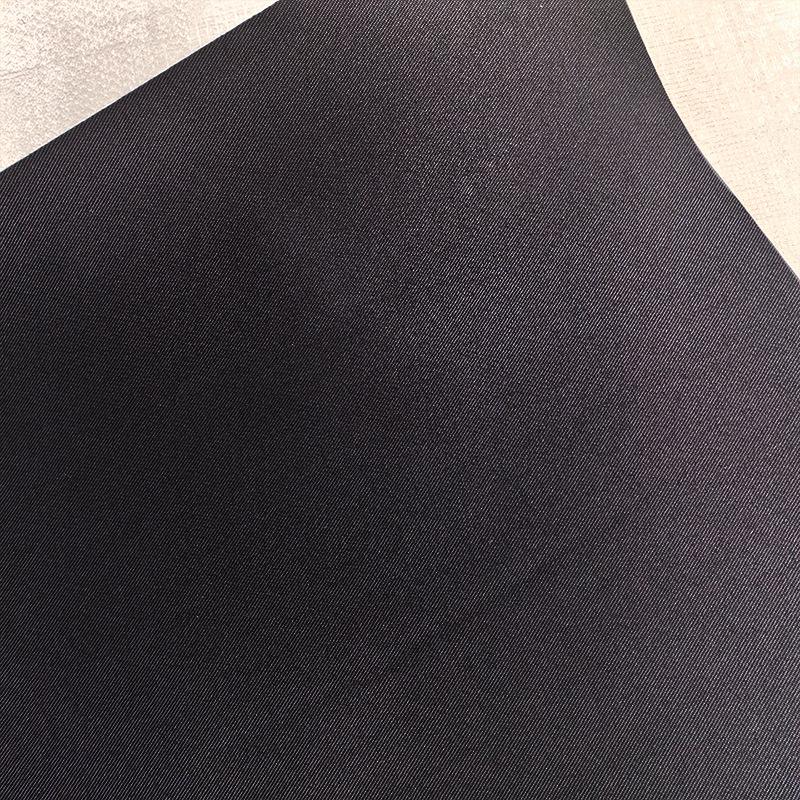 Samolepicí látkové záplaty na opravu pro renovaci pohovky, stěny, oděvů a závěsů.