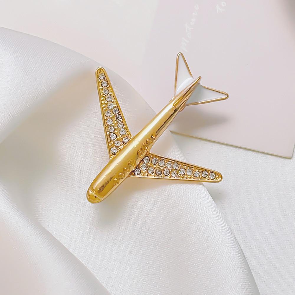 Airplane Brooch Gold Silver Tone Rhinestone Fashion Lapel Pin for Men Women Suit Jacket Blazer Clothing Accessories