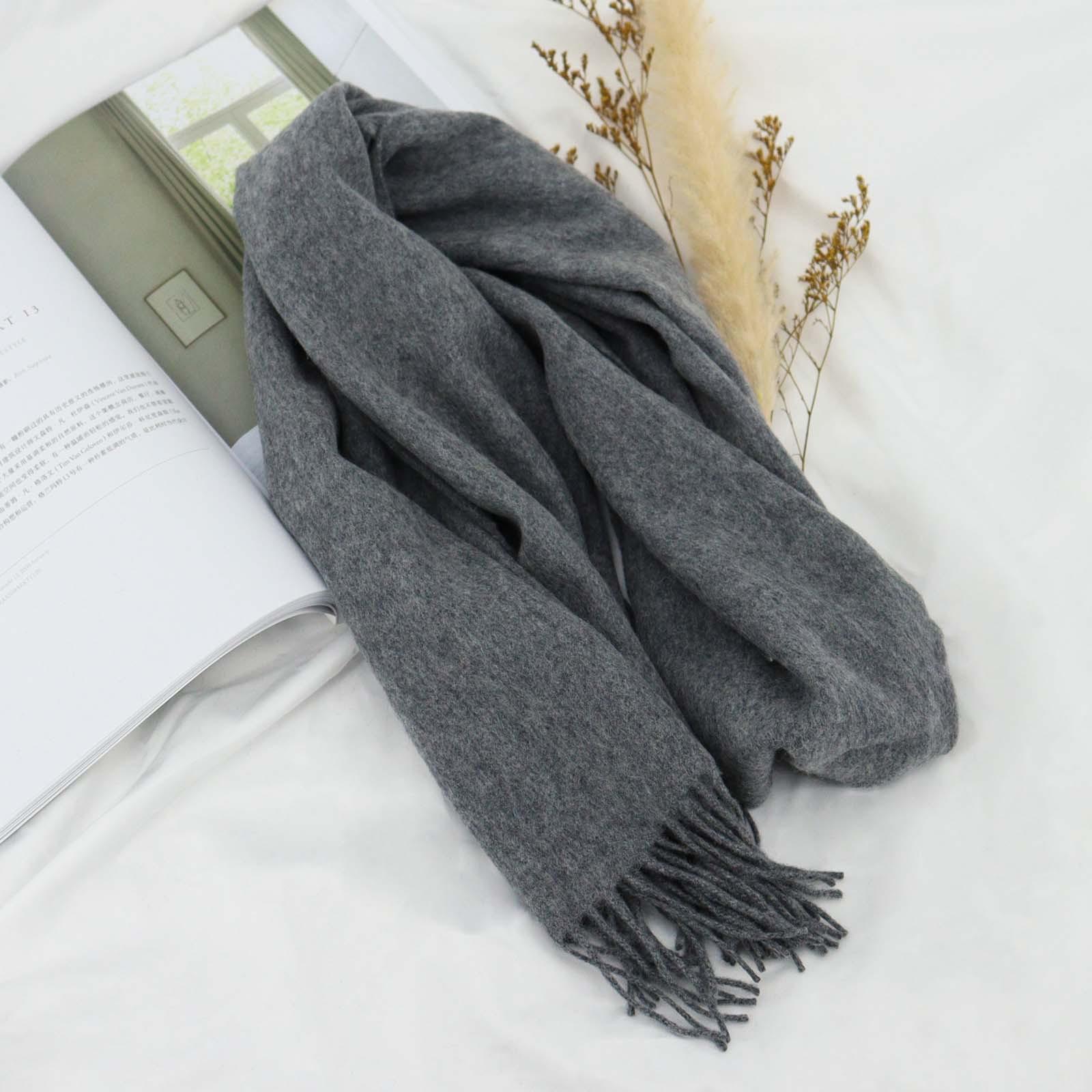 

High Quality Solid Color 100% Wool Scarf Men s Women Autumn Winter Versatile Classic Wool Muffler Men s Warm Soft Tassel Scarves 180-30cm
