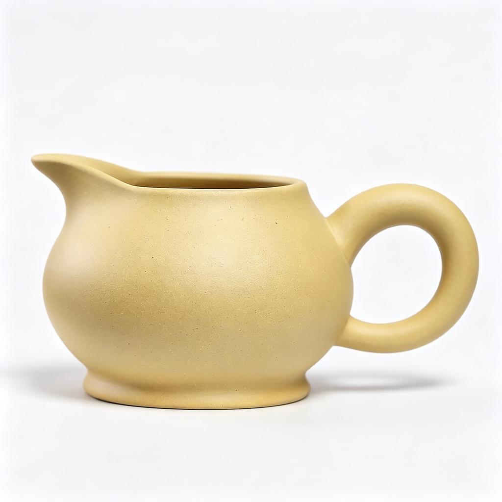HOYIHM 111ml Yixing Purple Clay Tea Pitcher Pour Tea Tea-separating Cha Hai Dispenser Justice Cup Fair Mug Cafes Accessories