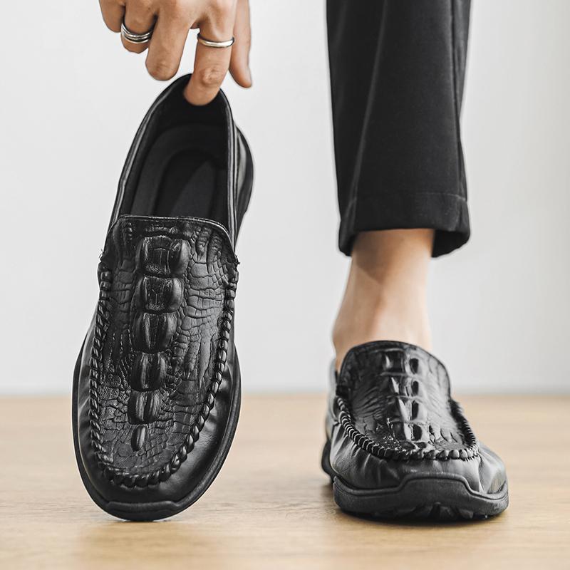 Fashion 2025 New Business Men's Casual Leather Shoes British Trend Fashion Flat Designer Doudou Shoes Men's Cross-border Business Shoes