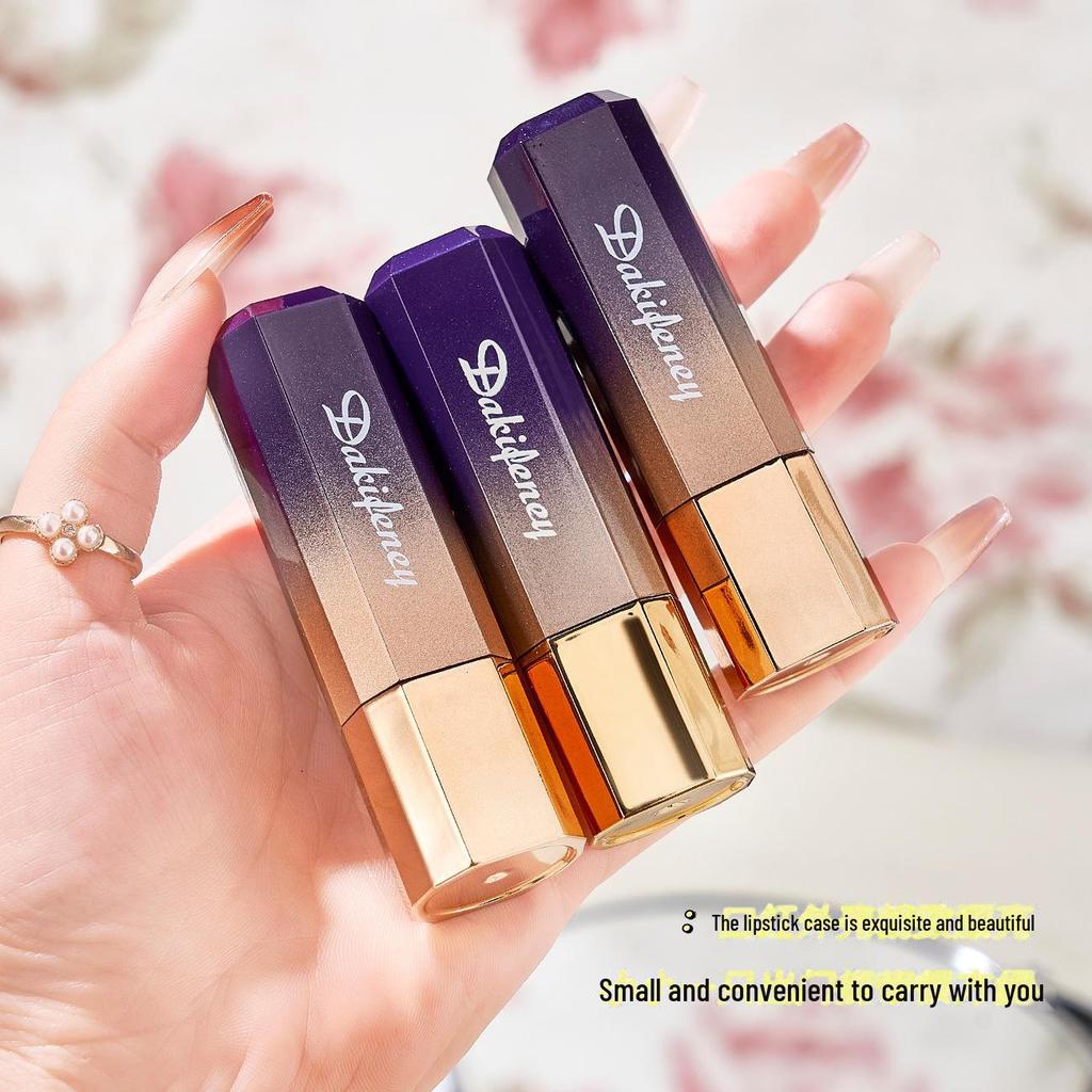 Petal Flower Color-Changing Jelly Lipstick with Gold Foil: Non-Stick, Long-Lasting, Moisturizing Formula.