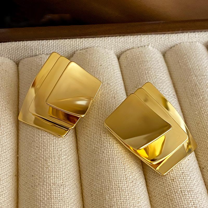 Minimalist Geometric Metal Stud Earrings: European & American Niche Design, Cold Style, Exaggerated High-End Look for Women