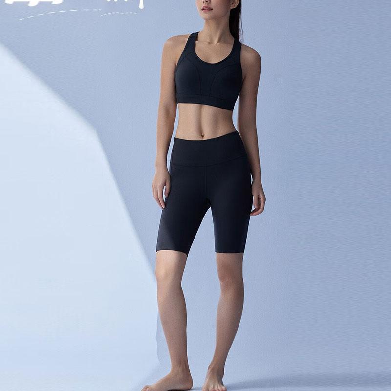 Anta Solid Color Cycling Five-Point Fitness Sports Shorts Women shorts Black 962327309-1