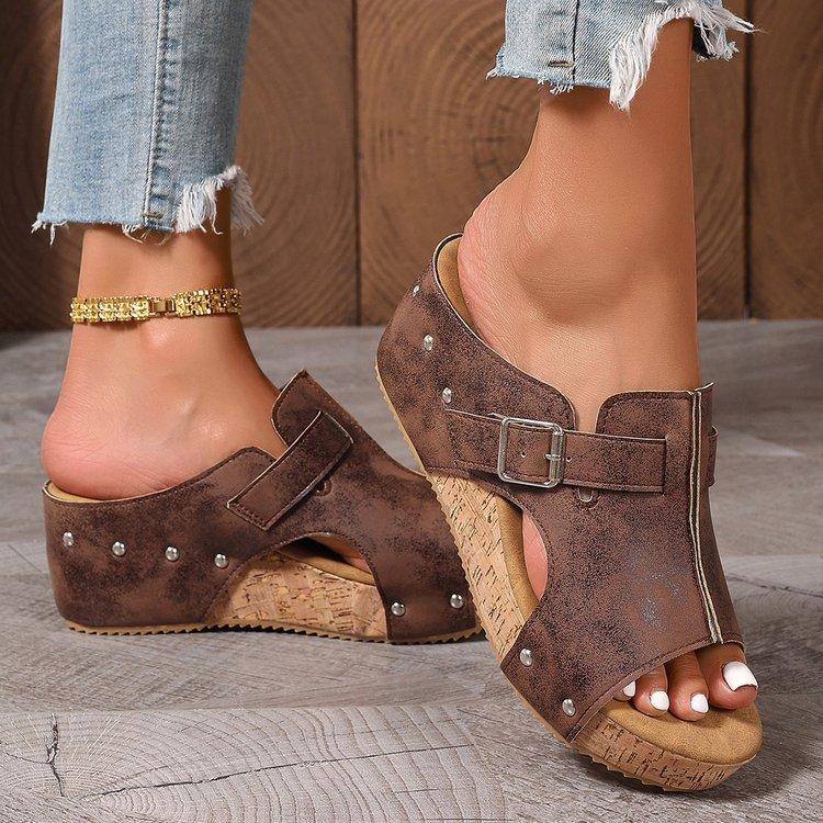 Large size wedge slippers women's summer 2025 foreign trade new buckle rivet sandals sandals women