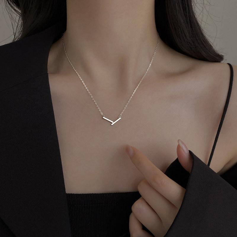 Geometric Irregular V-Shaped Necklace Women's Light Luxury Fashion Minimalist Trendy Versatile Collarbone Chain