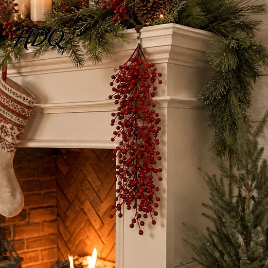 Realistic Plastic Berry Hanging Artificial Red Swag Branch Christmas Rustic Style Wall Wedding Background Floral Decor Hangings Seasonal Waterfall