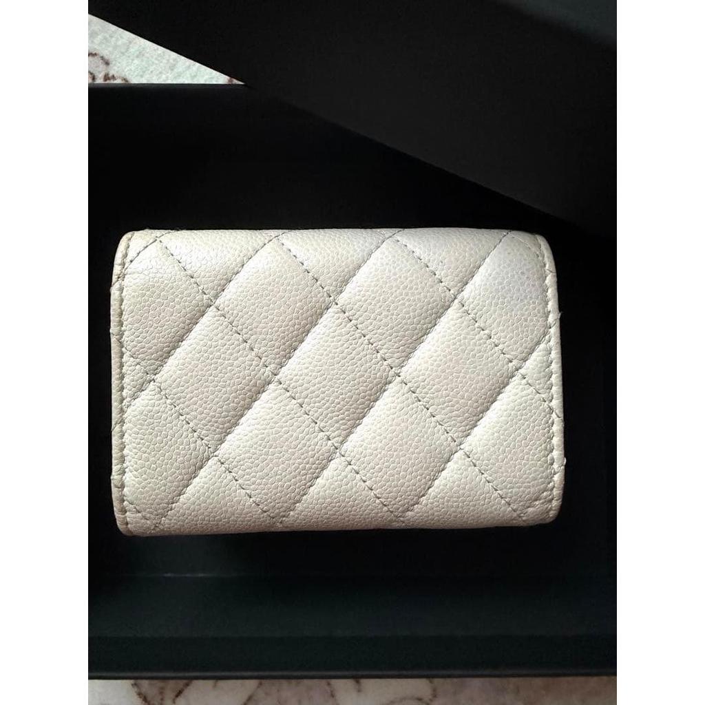 Used CHANEL Caviar Skin Trifold Wallet