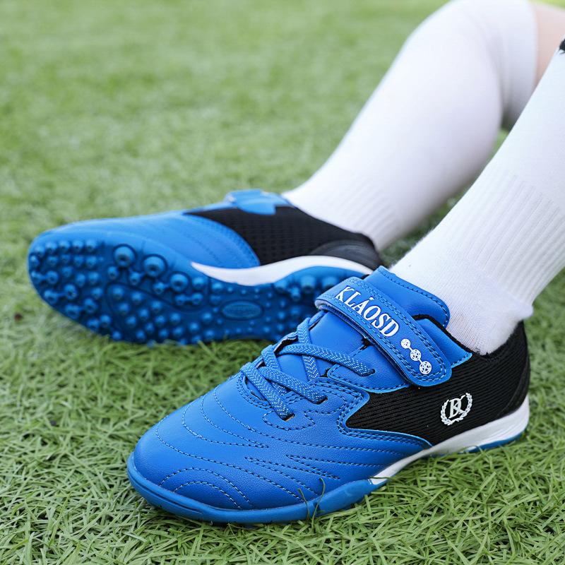 Football shoes children boys and girls sports shoes mesh broken nails primary school students broken nails sports shoes direct sales