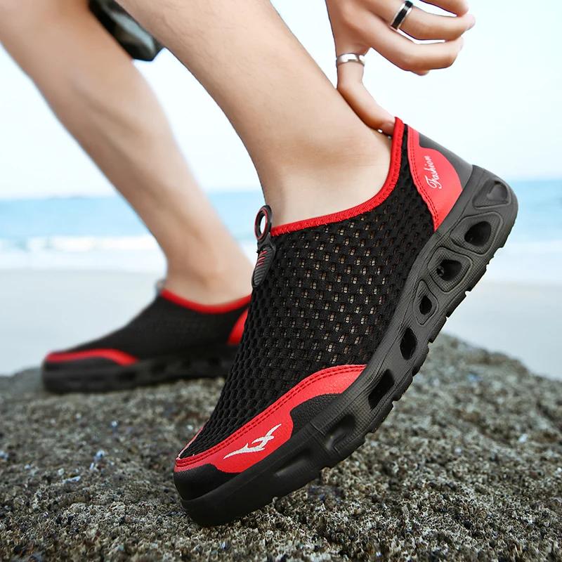Scarpe Aqua da Uomo 2026 Scarpe da Spiaggia Traspiranti per Esterno Leggere Asciugatura Rapida Scarpe da Wading Sportive Scarpe da Ginnastica per Acqua Campeggio