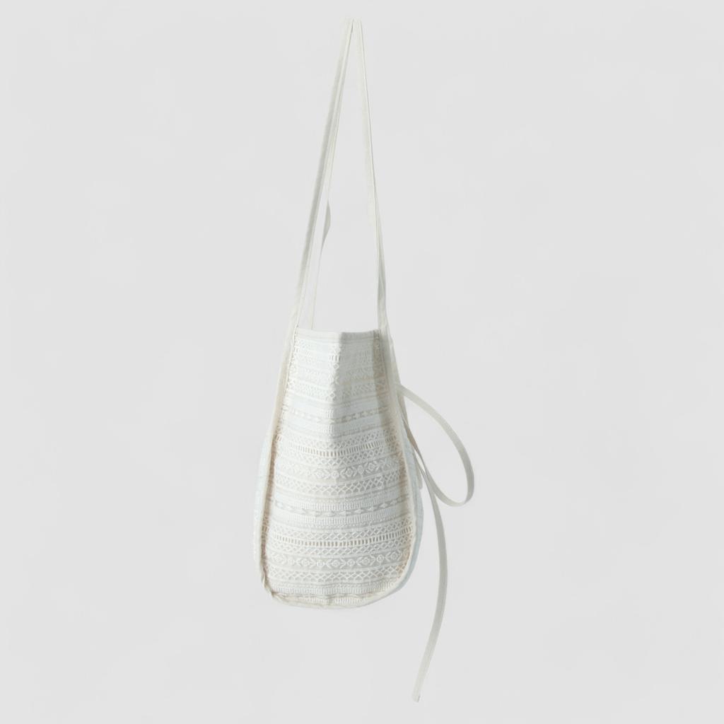 Atil Studio Embroidered Lace Double Canvas Shoulder Bag _ [Natural]