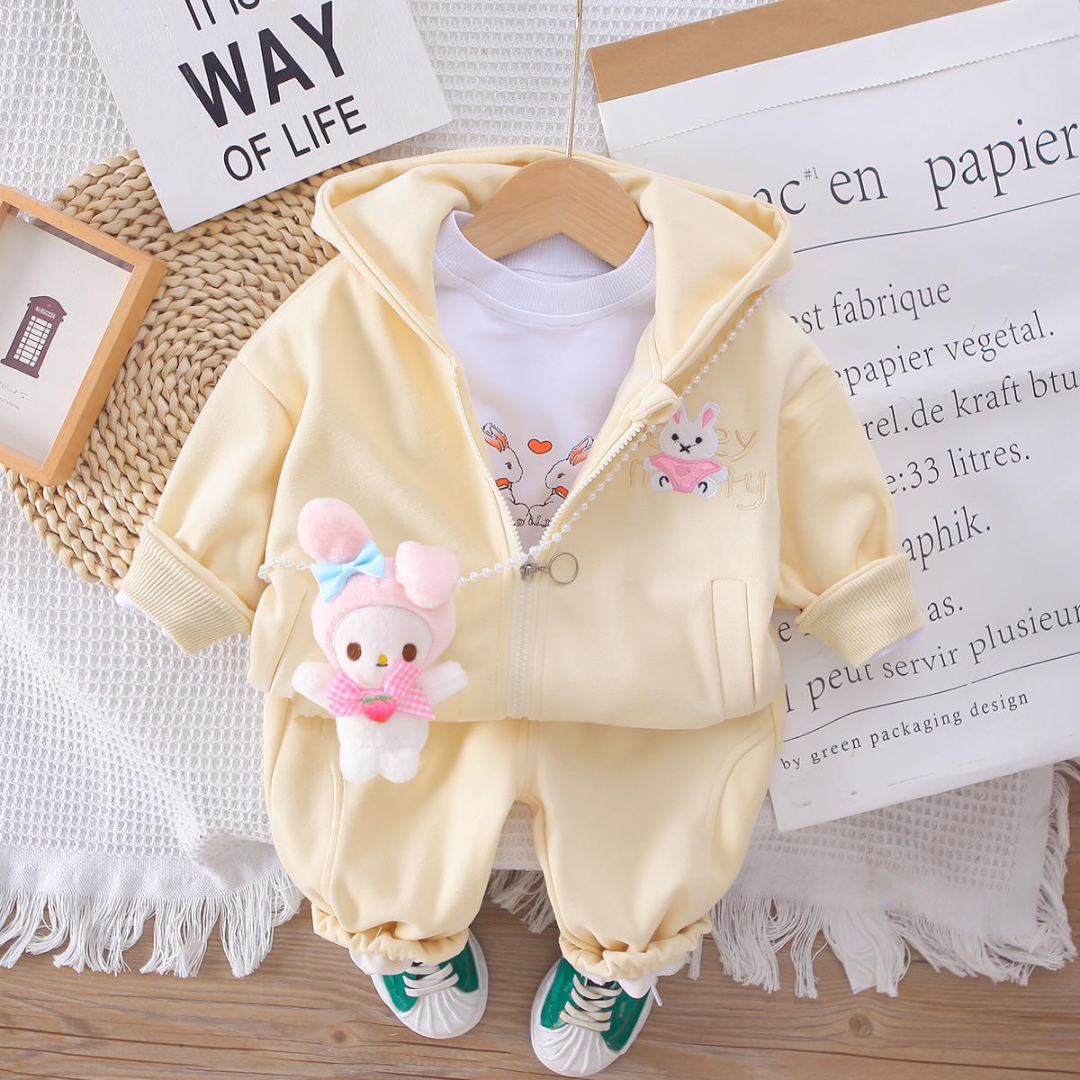 

Весна 2025 Милый комплект-тройка с кроликом для девочек 120cm жёлтый