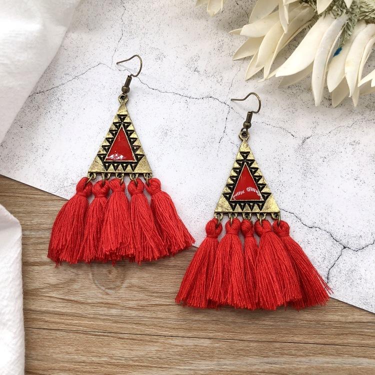 

Retro holiday style temperament fringed earrings Internet celebrity long female personality versatile earrings ethnic style ear jewelry