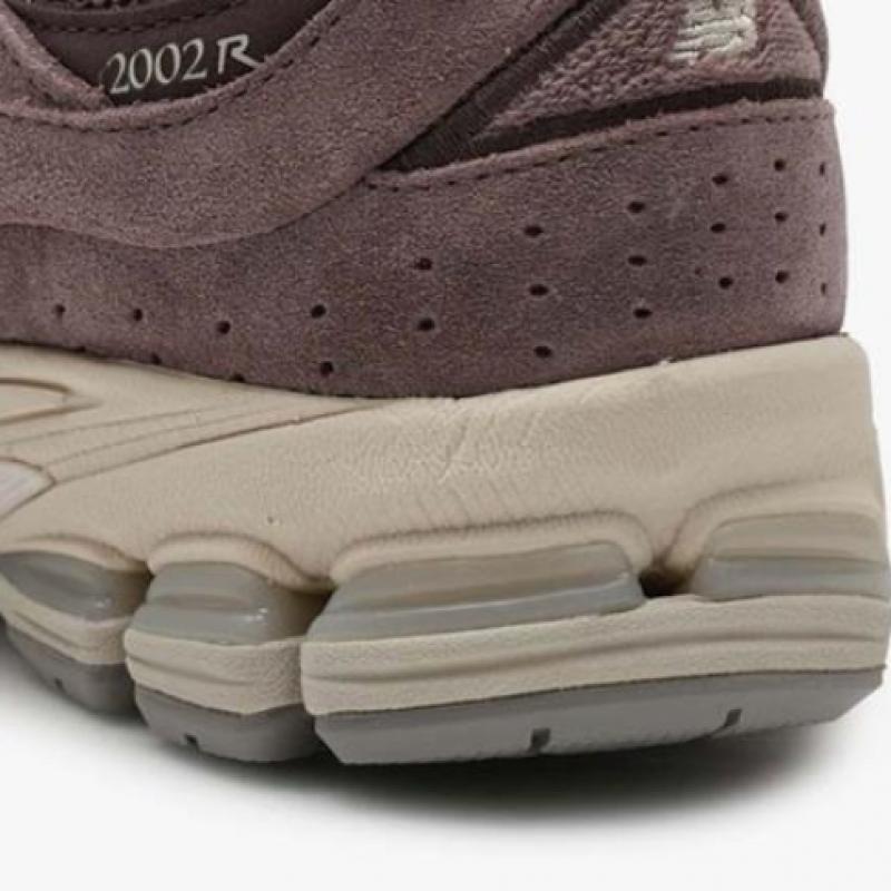 New Balance 2002 Black Pig M2002rhd