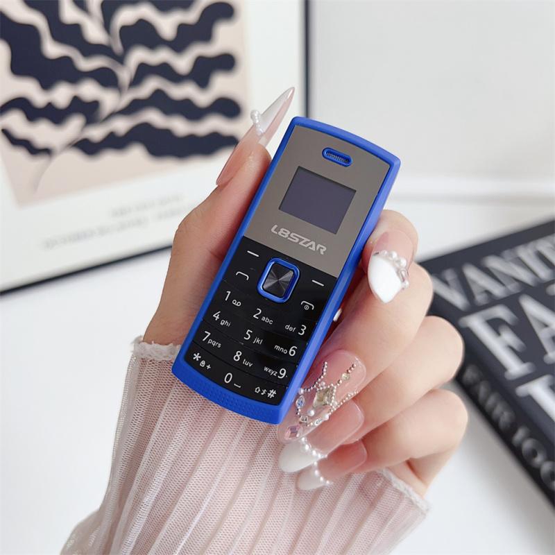 

BM01 Мини-кнопочный сотовый телефон 380 мАч Аккумулятор Две SIM-карты в режиме ожидания GSM Поддержка четырех диапазонов Карманный сотовый телефон