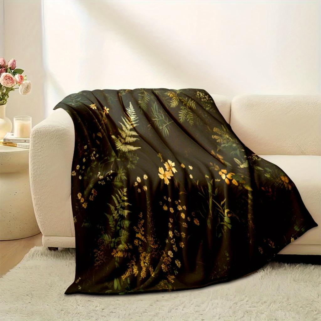 1pc Vintage Dark Forest Floral Print Cozy Blanket - Soft Flannel All-Season Throw for Sofa, Bed, Camping & Travel - Luxury Home