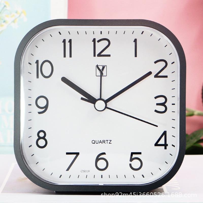 Alarm Clock Retro Clock Metal Table Style Silent Bedside Stylish Clock Living Room Bedroom European Simple Table Clock