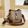 Handbag Women's New Popular Water Bucket Bag Versatile Fashion Shoulder Bag Stylish Explosive Crossbody Bag