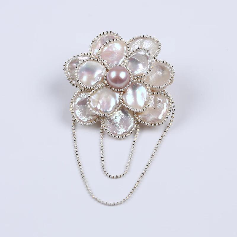 11-15mm Petal Shape Keshi Pearl Flower Brooches Ladies Women Clothing Accessories Designer Gold Color