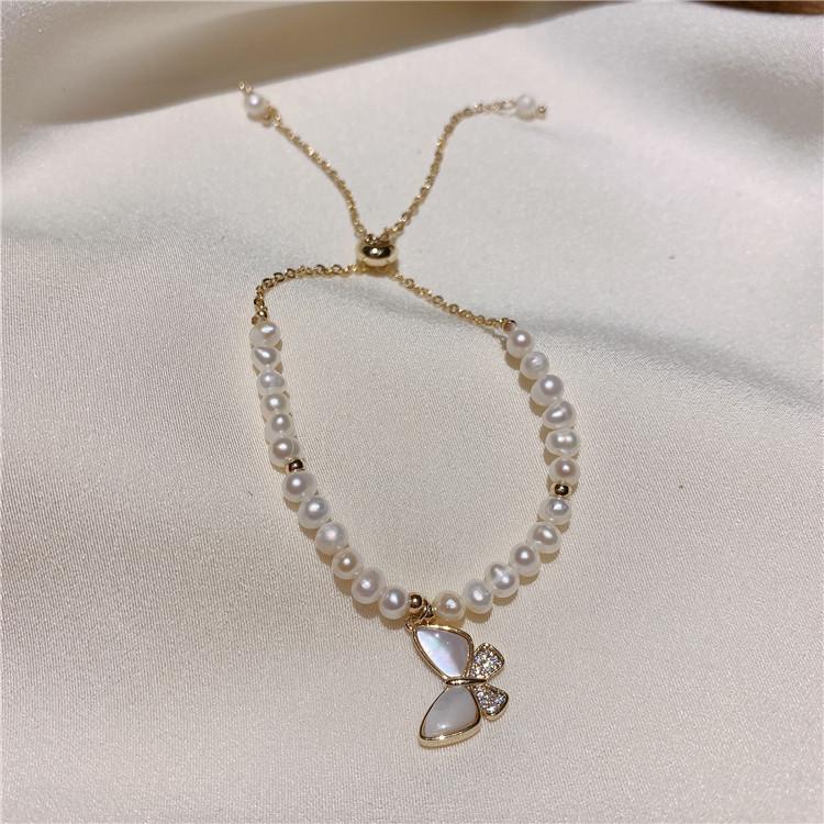 Vintage Luxury Butterfly Pearl Bracelet: Elegant High-Grade Freshwater Pearls for Women