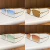 Metal Square Sunglasses With Pc Lenses For Outdoor And Party Looks