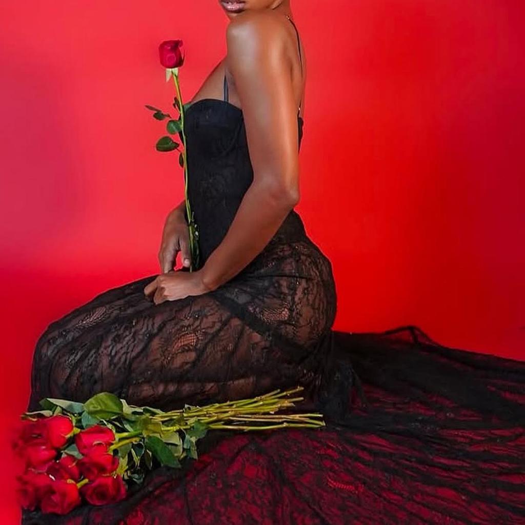 2025 Spring/Summer European & American Style Sexy Lace Slim Fit Spaghetti Strap Dress