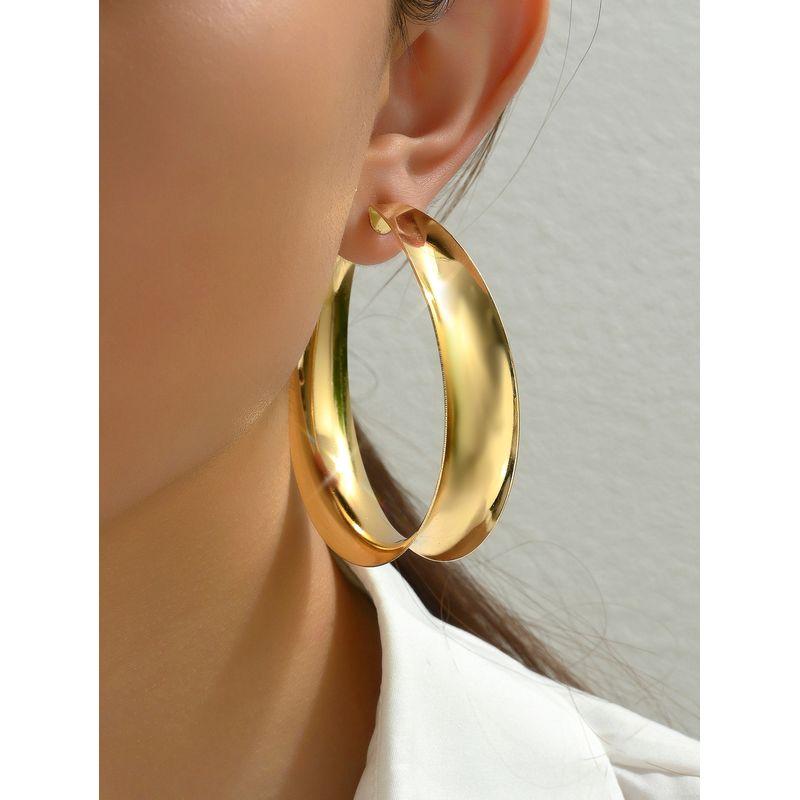 Accessible Luxury Fashion Simplicity and Exaggeration Glossy Metal Big Ear Ring