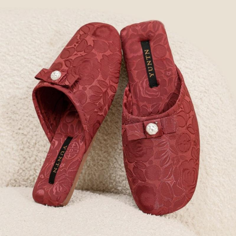 Fashion Fashion String Bead Bow Decoration Slippers Women Elegant Round Toe Rose Totem Designer Shoes Comfort Lightweight Home Slippers