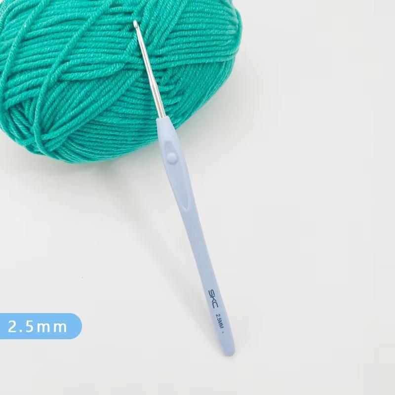 1pc 1.5-6mm Blue Crochet Hook Soft Plastic Handle Aluminum Knitting Needle for Women Adults Kids Children Beginners
