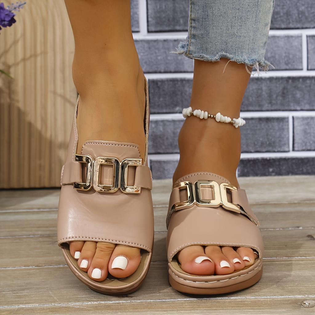 Women's Fashionable Casual Shoes, Versatile Bohemian Ethnic Style, Double Buckle Design, Love Heart Pattern, Unisex Couple Comfortable Beach Sandals