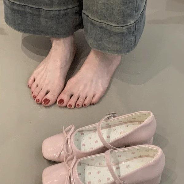 Fashion Butterfly-knot Women Mary Jane Shoes for Women Fashion Square Toe Patent Leather Pumps Shoes Spring Autumn