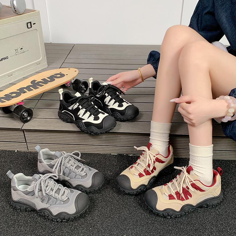 Black dad shoes American retro ugly cute hiking shoes women's 2025 popular breathable thick-soled lightweight non-slip sneakers